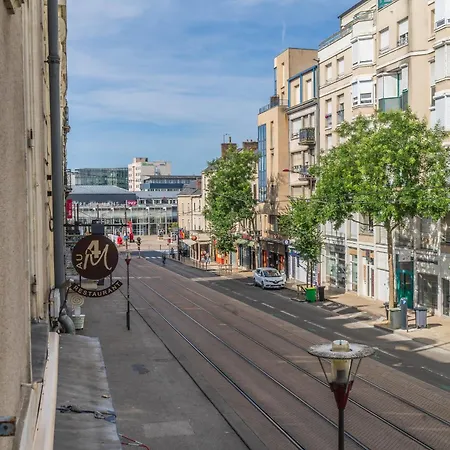 L'escale De La Gare - Premium, Tram Au Pied Daire Le Mans